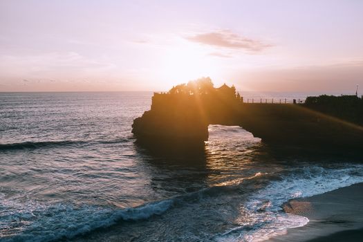 Tanah Lot al atardecer