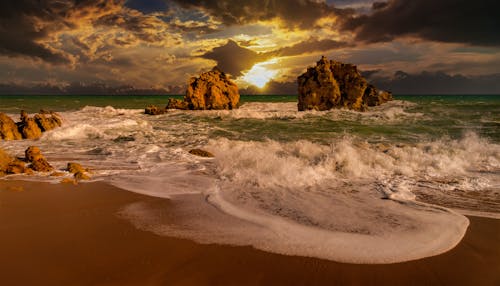 Základová fotografie zdarma na téma mávání, moře, mořská pěna