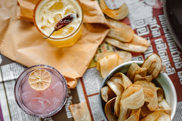 Cocktails And Snacks In Bowl