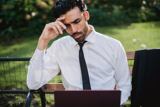 Immagine gratuita di abbigliamento da ufficio, abbigliamento formale, brainstorming