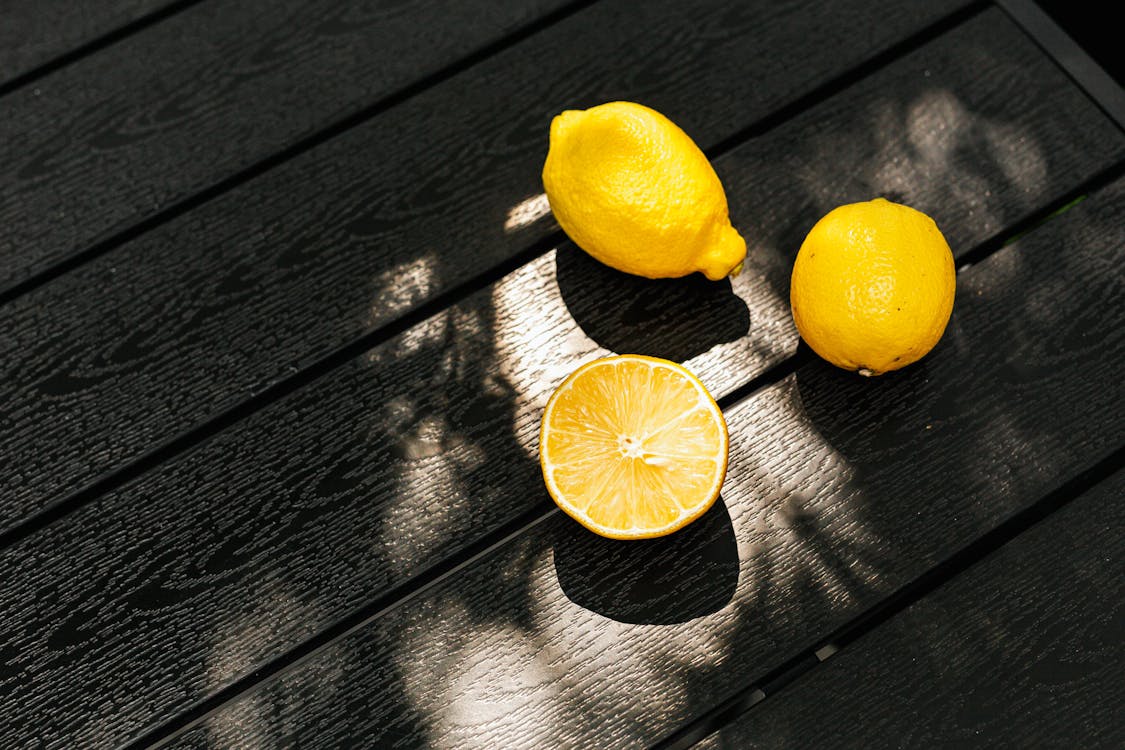 Lemon (Foto: Pexels/ Karolina Grabowska)