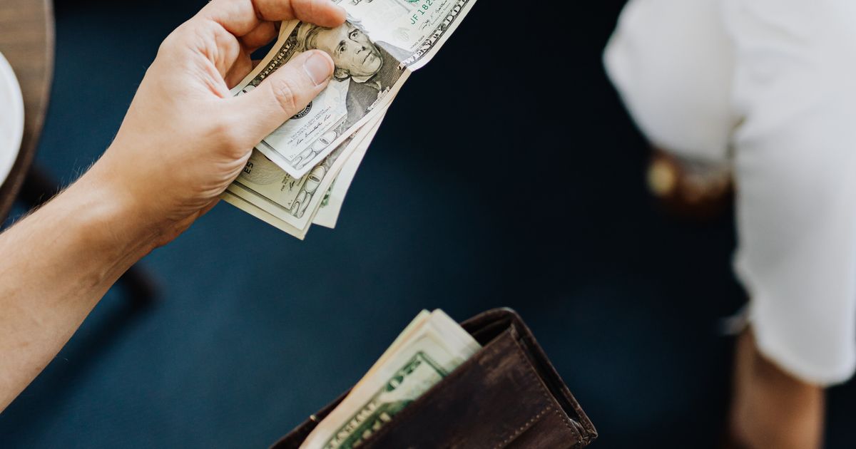 أرخص طريقة لتحويل الأموال إلى الهند من السعودية