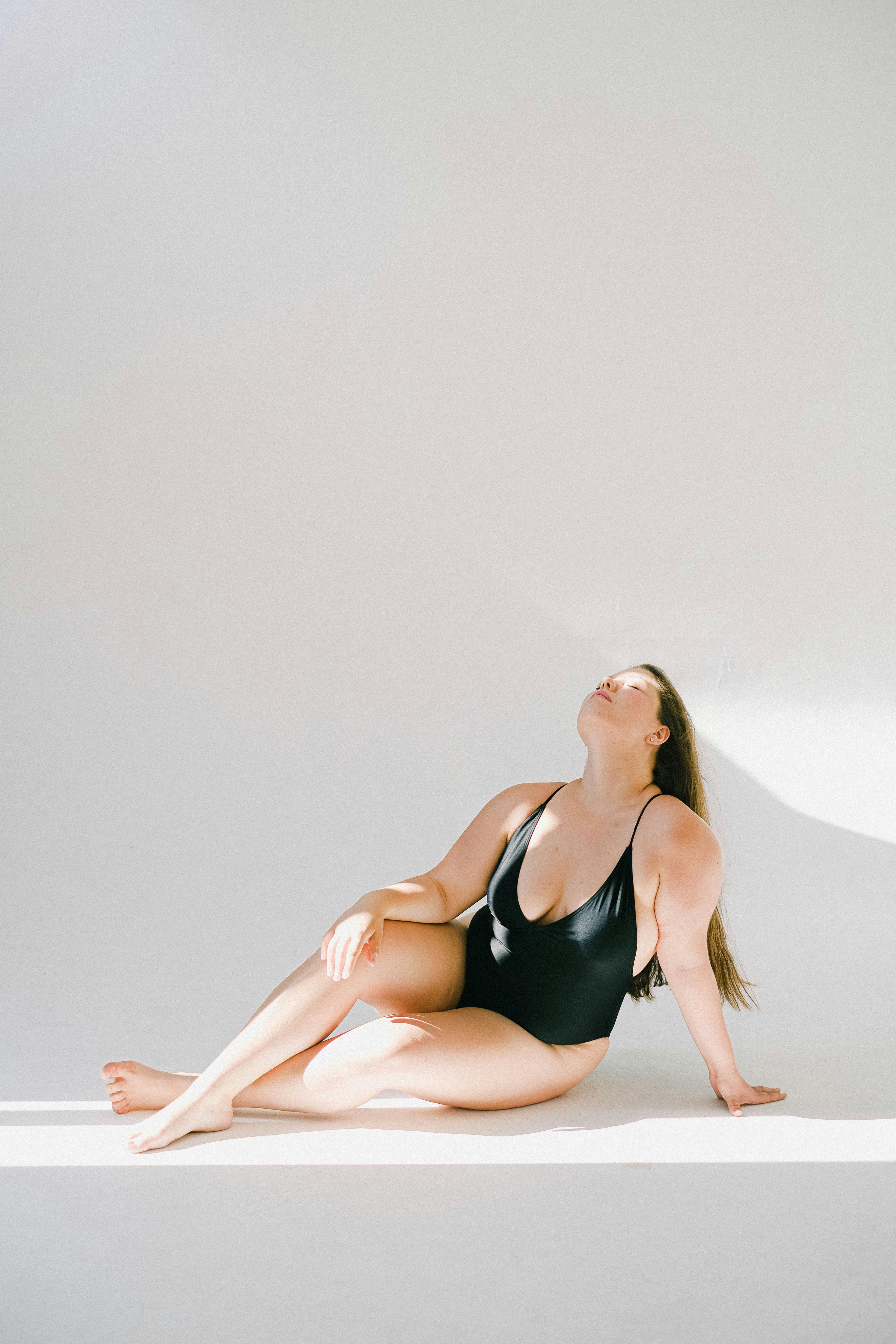 Zadarmo Fotobanka s bezplatnými fotkami na tému beloch, čierne plavky, čistota Fotka z fotobanky