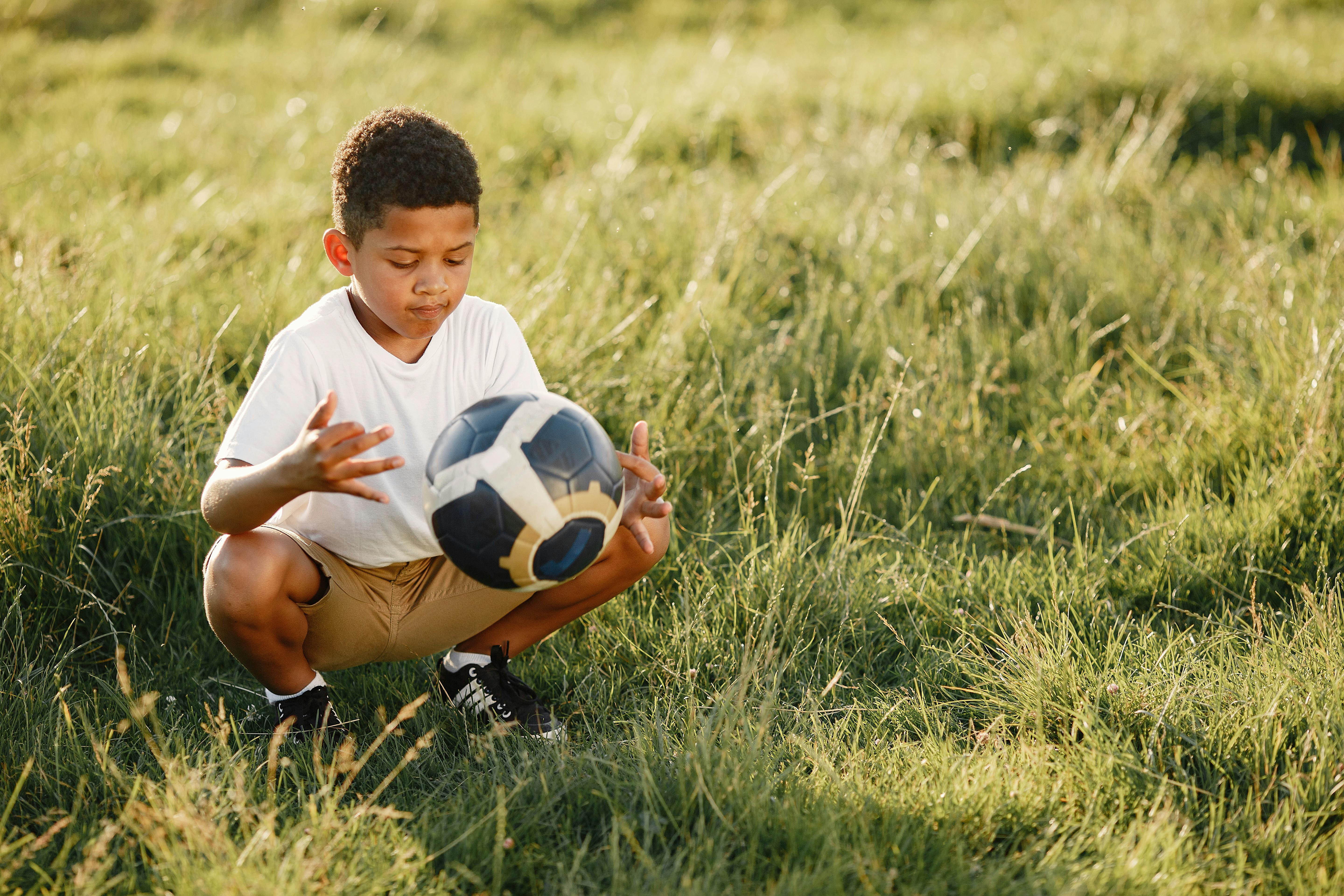 Spring sports injury prevention: Don’t do too much too fast — Photo by Gustavo Fring on Pexels