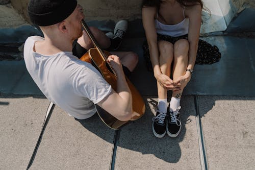 Apprendre La Guitare est-il bon? Cinq façons d'en être certain.