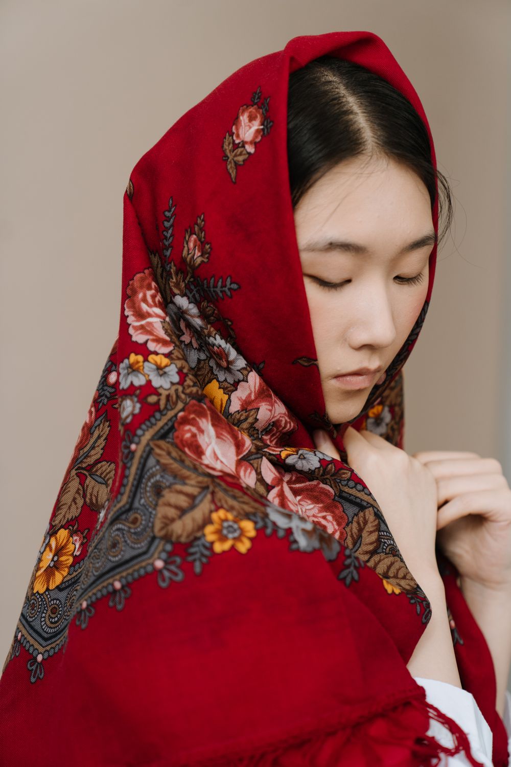 Woman in Red and White Floral Hijab · Free Stock Photo