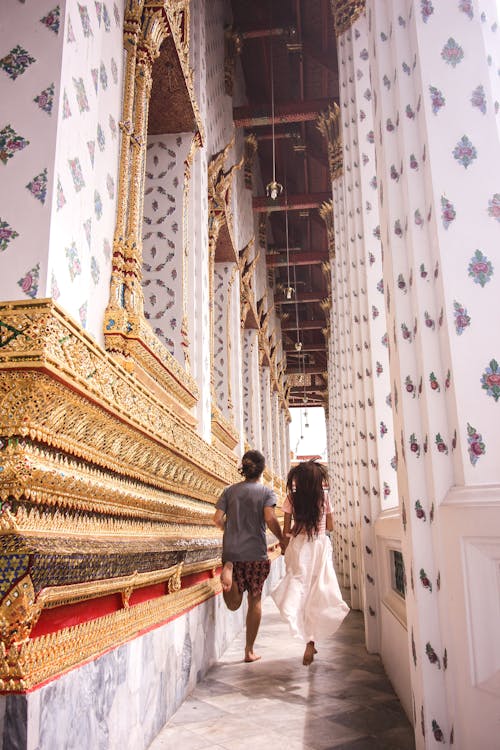 bezplatná Základová fotografie zdarma na téma Bangkok, běhání, buddhistický chrám Základová fotografie