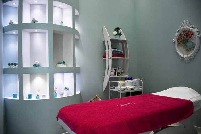 Treatment suite