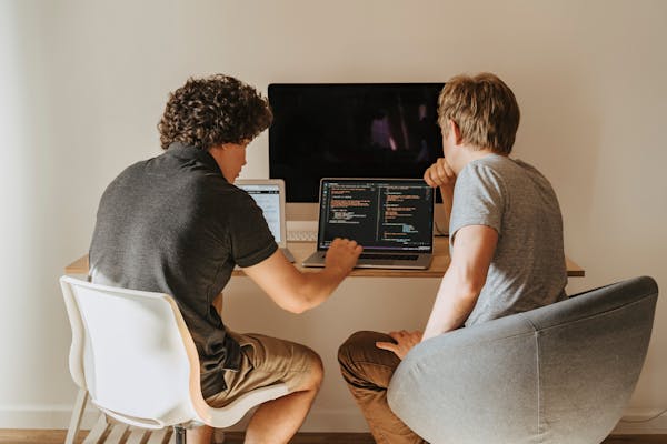 Adopting to write Comments while coding