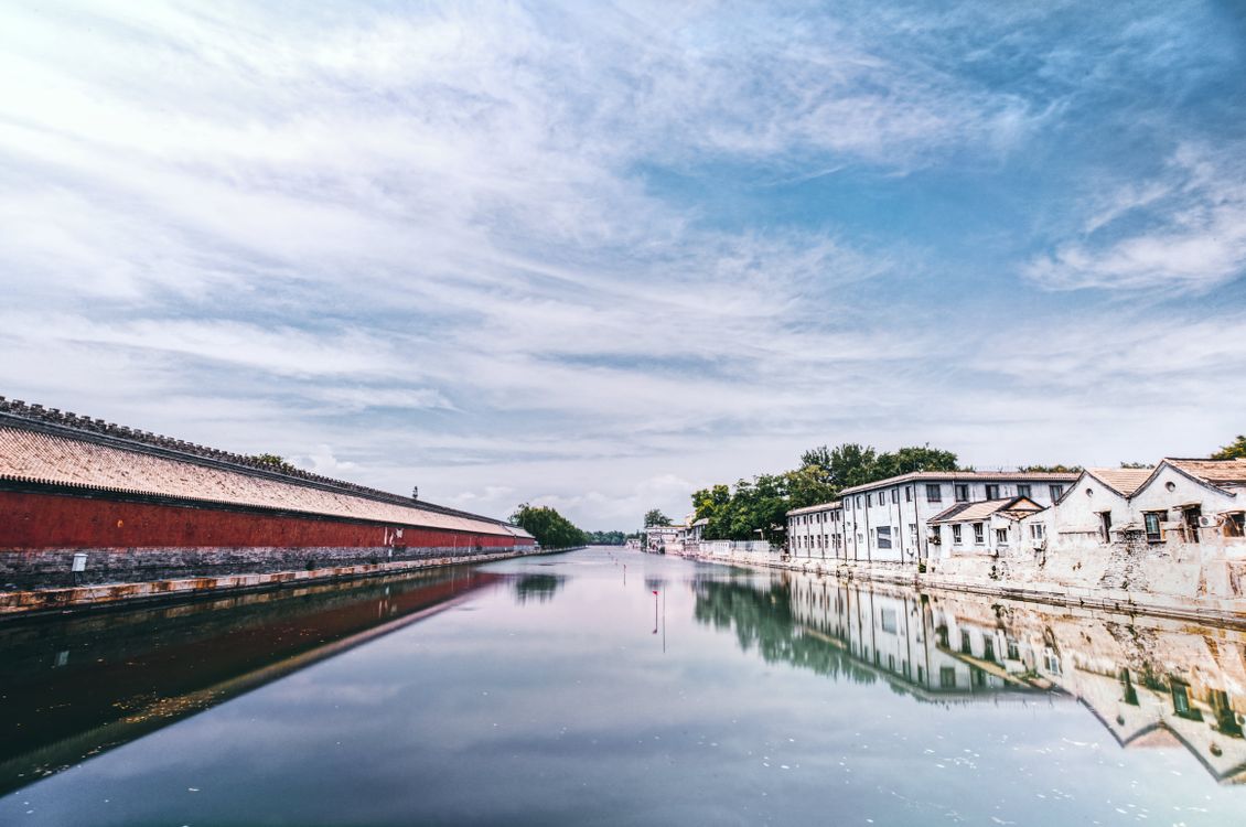 Cities Built On Rivers Buildings Built on Riverbanks · Free Stock Photo