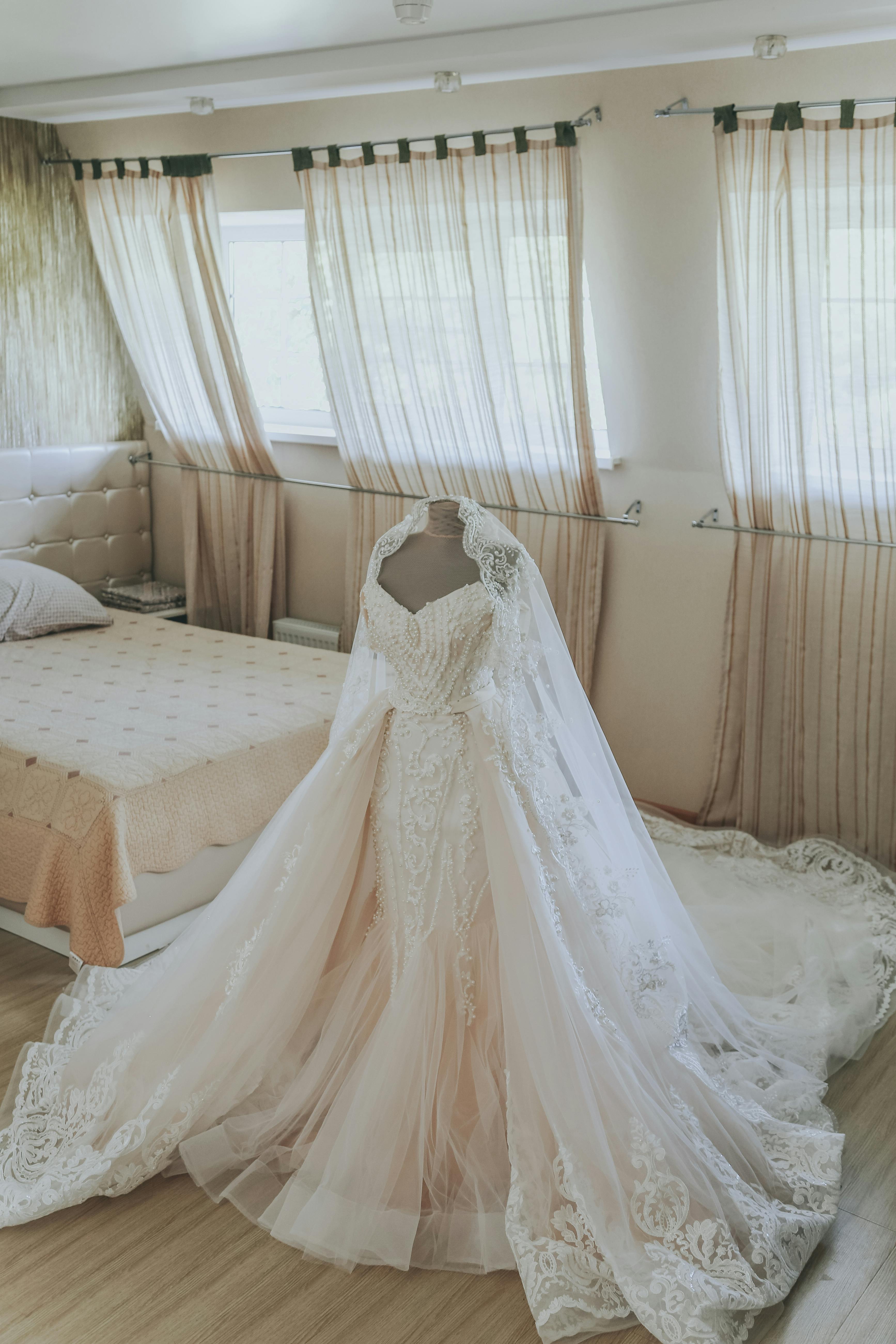 Beautiful white wedding dress on ...