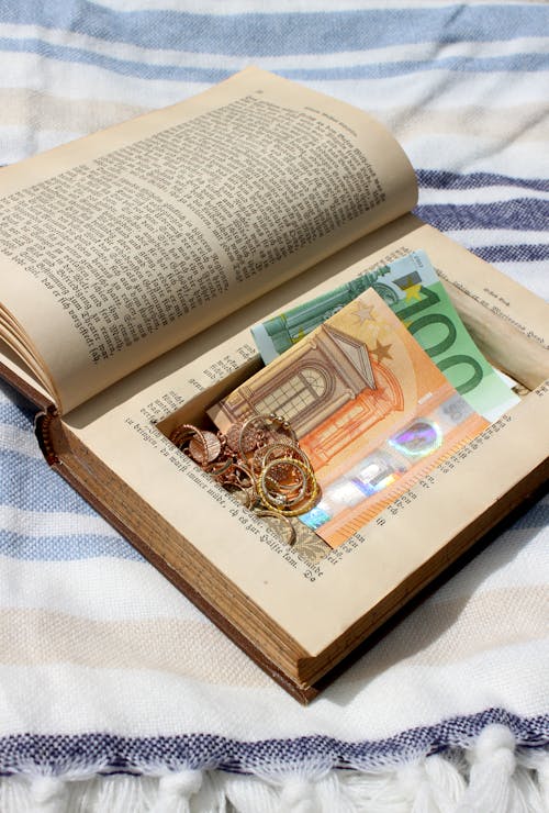 Free stock photo of altes buch, bargeld, box Stock Photo