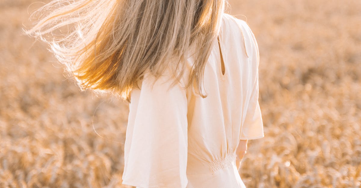 Does gold fade in the sun