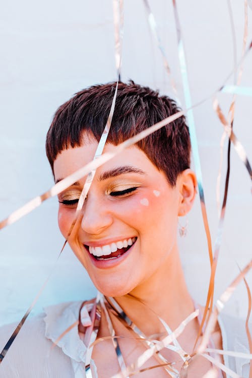 Free Smiling Woman in Short Hair with a Beautiful Smile Stock Photo