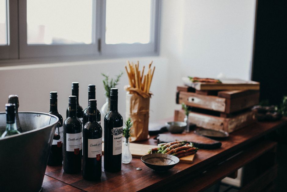 Detail of a wine bottle in a traditional Portuguese <span class="notranslate"><em>caves</em></span>, reflecting the art of winemaking.