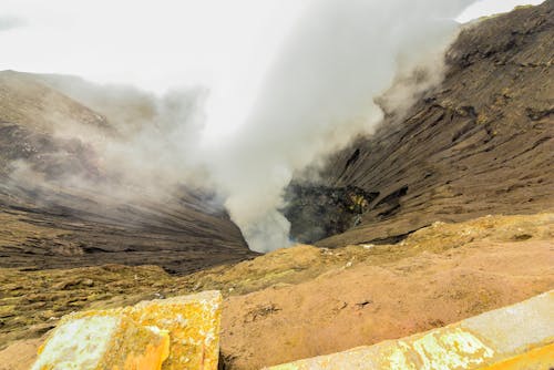 Foto stok gratis asap, gunung berapi, kawah