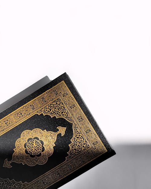 Fotos de stock gratuitas de Corán, escritura, espiritualidad