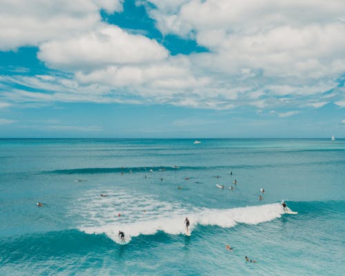 Immagine gratuita di acqua, cielo, fare surf