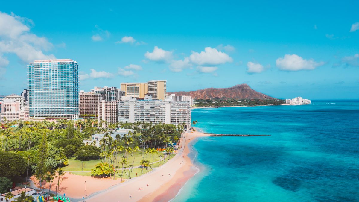 How to Enter Gift Card Giveaways in Honolulu, Hawaii Without Scams