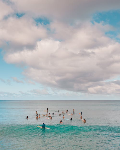 bulutlar, deniz, deniz kıyısı içeren Ücretsiz stok fotoğraf