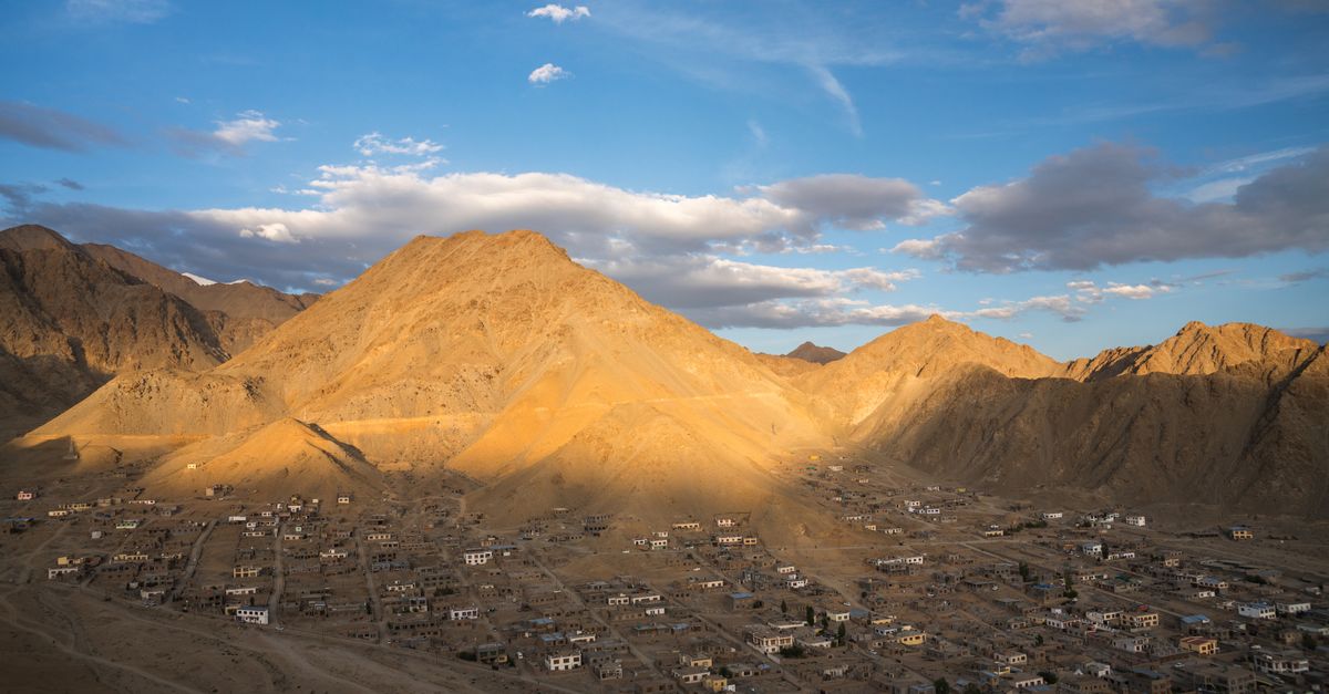 How to Choose a Travel Company in India: 10 Questions to Ask How to Choose a Travel Company in India: 10 Questions to Ask