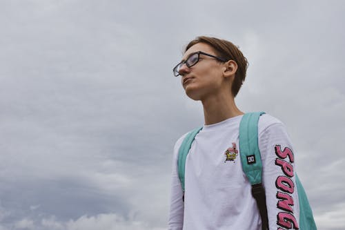 Free stock photo of backpack, boy, glasses