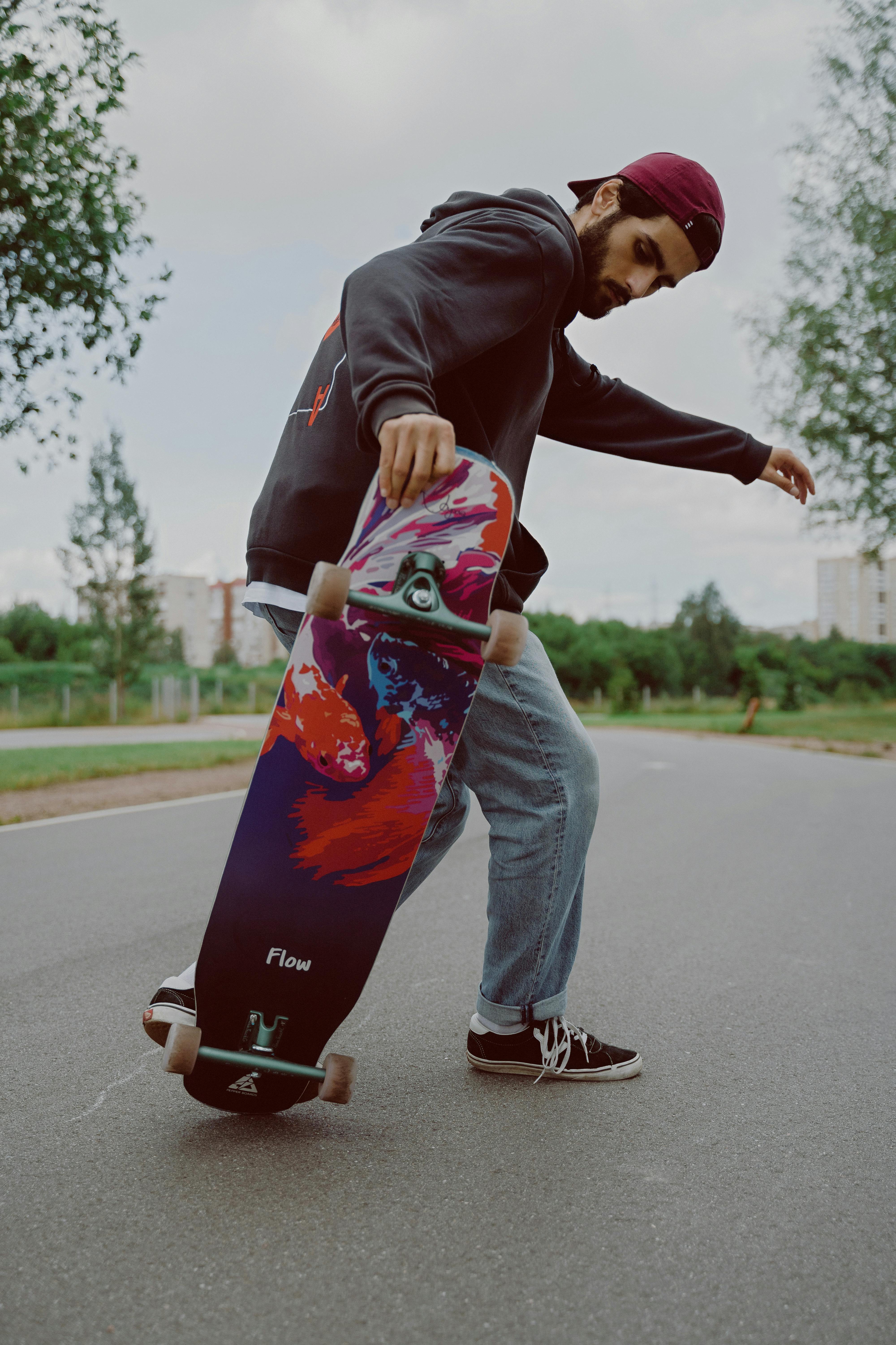 hoodie skateboard