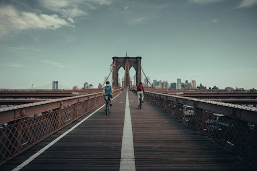 Fotobanka s bezplatnými fotkami na tému bicykel, Brooklyn Bridge, dopravný systém