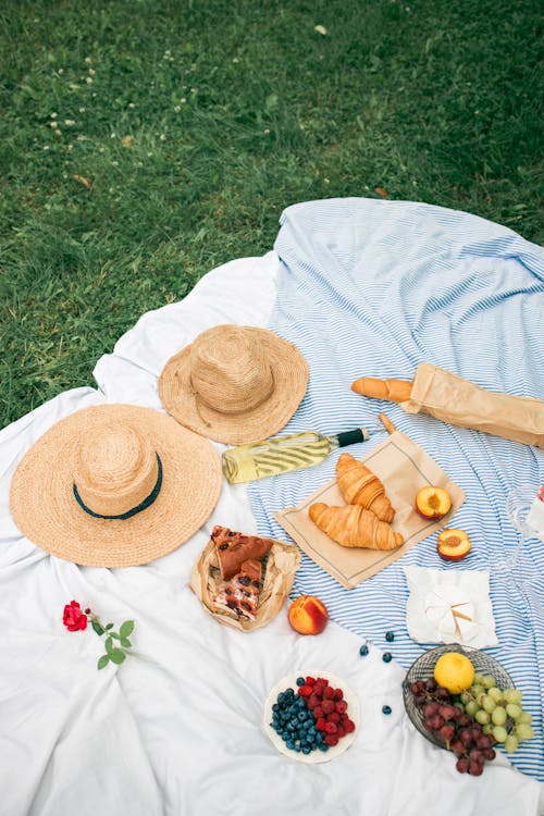 Foods in a Picnic