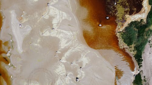 Drone view of liquid mineral inflows