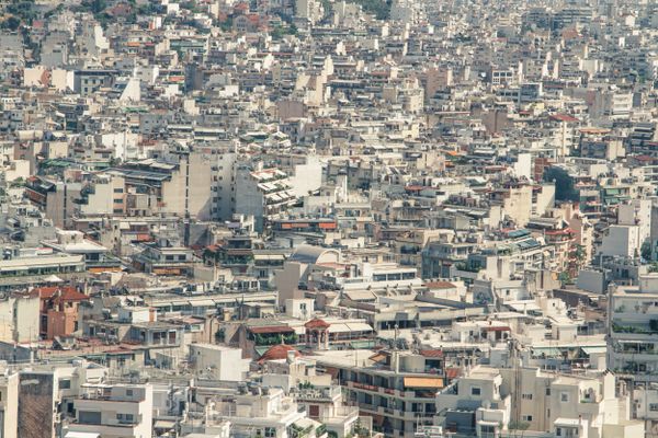 גולדן ויזה ביוון: שלילת היתרים על עסקאות פיק티브יות