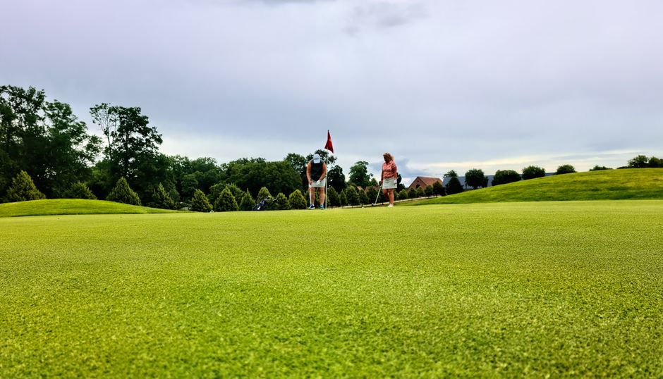 Professional services | Premier Private Rides Echols County limo service for golf courses