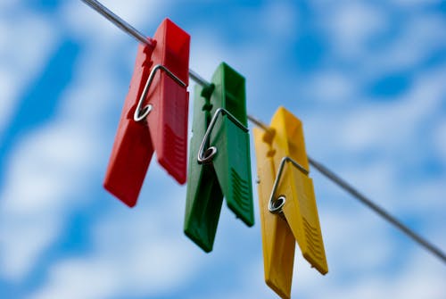 무료 다채로운, 로우앵글 샷, 매달린의 무료 스톡 사진