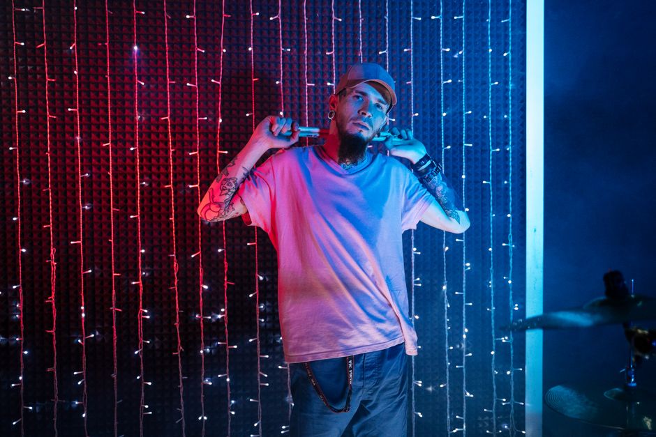 Feid lanza 'Noches de Agosto': colaboración urbana domina plataformas