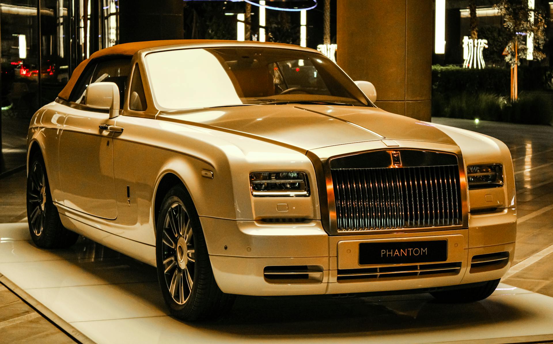 A Rolls Royce Phantom