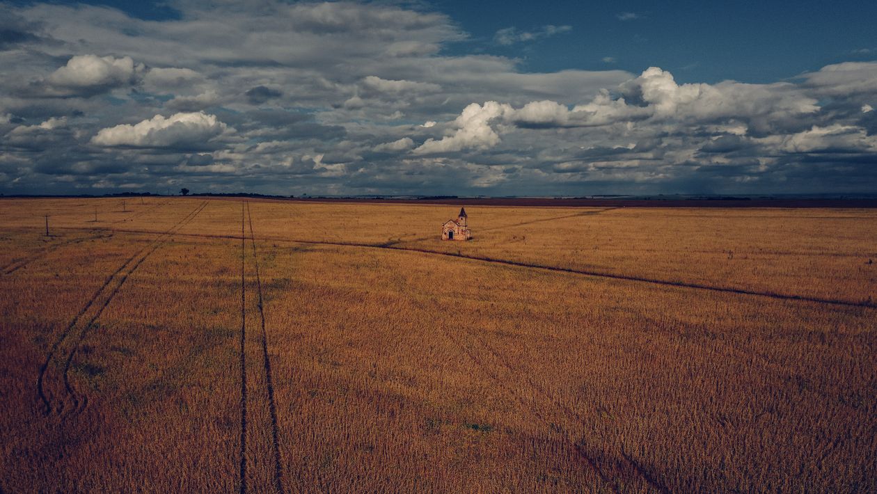 Vast Rural Landscape · Free Stock Photo