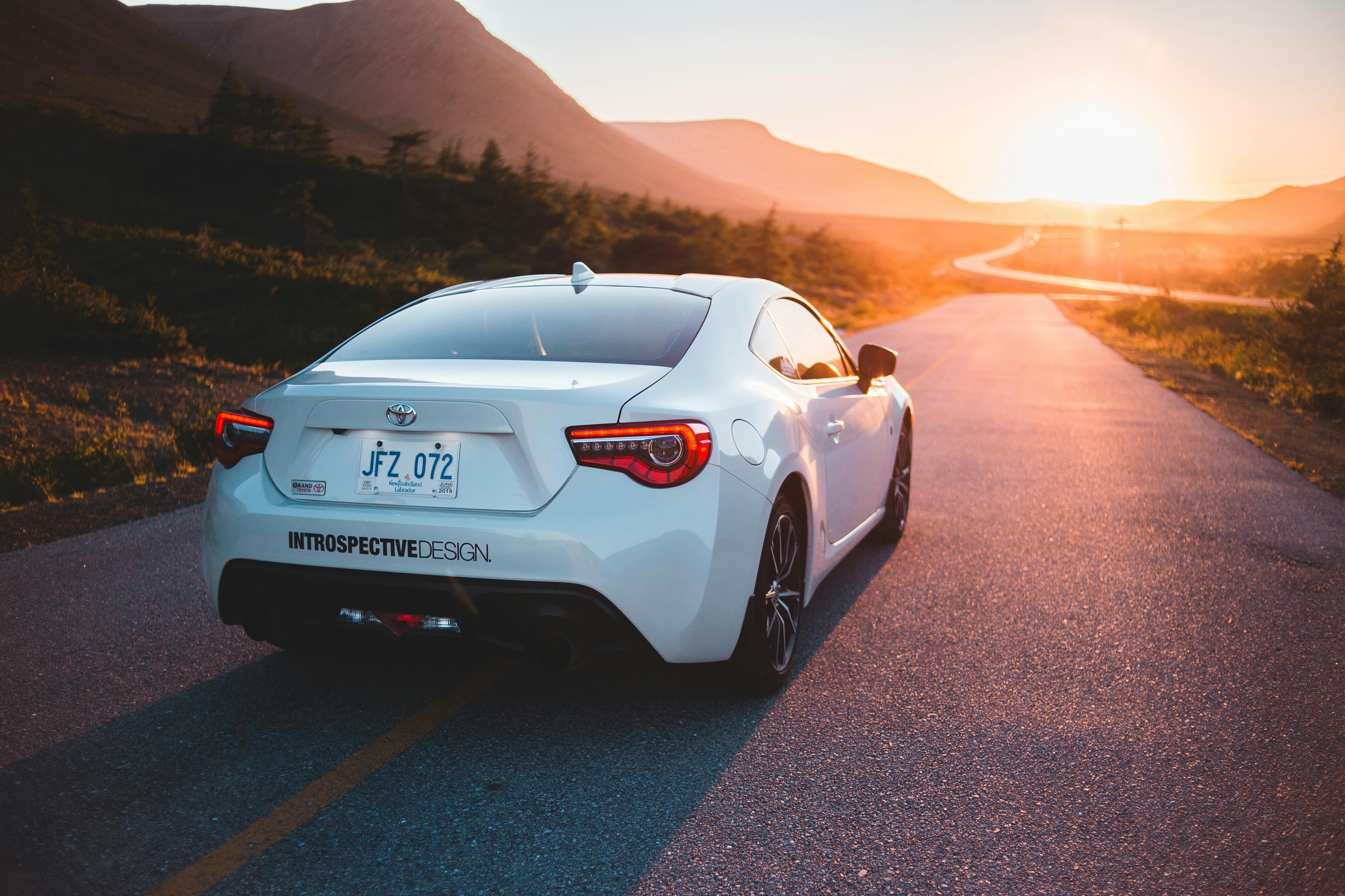 Toyota Recalls Prius Over Rear Doors That Can Open While Driving — Photo by Erik Mclean on Pexels