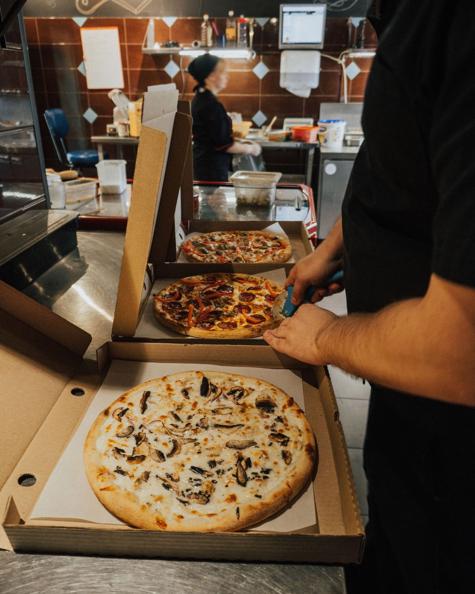 Best Pizza Spots in Ottawa: 15 Local Places Worth Trying