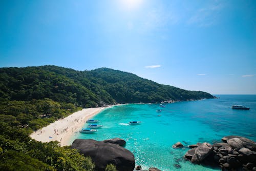 คลังภาพถ่ายฟรี ของ ชายทะเล, ชายหาด, น้ำสีฟ้า