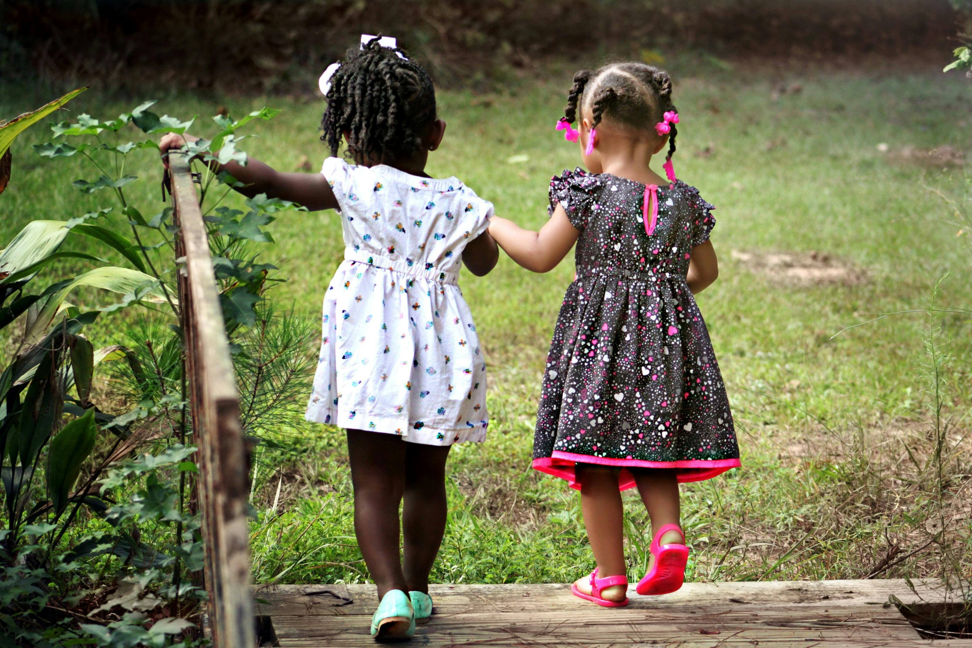 Gratis stockfoto van kids kinderen meisjes
