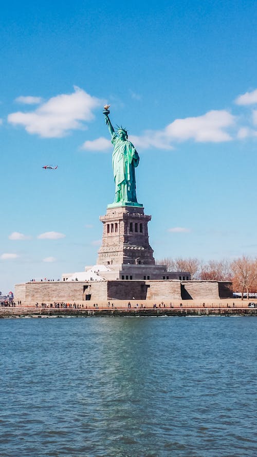  The Famous Statue of Liberty in New York Liberty Island
