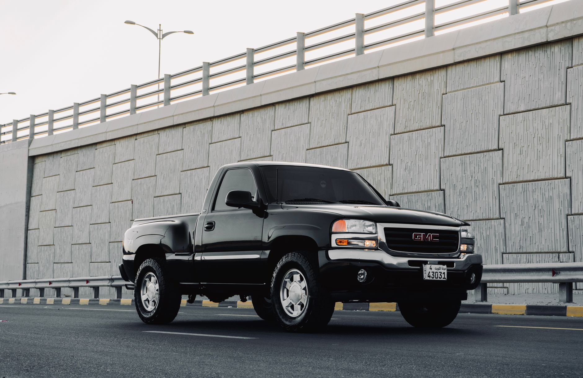 The 2027 GMC Sierra 1500 Redefines the Modern Luxury Pickup Truck