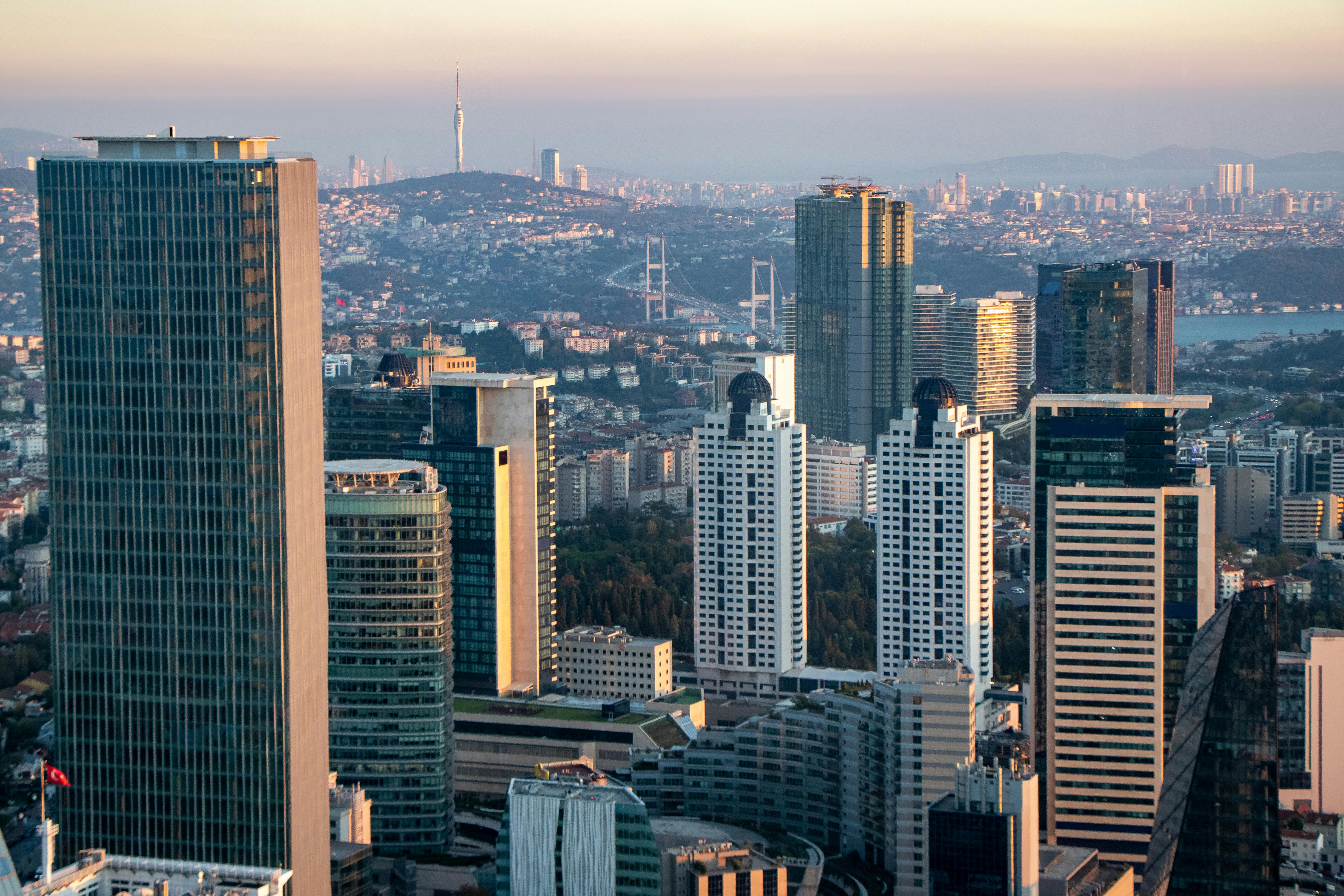 Türkiye’s population prefers Western lifestyle, survey shows — Photo by Nate Hovee on Pexels