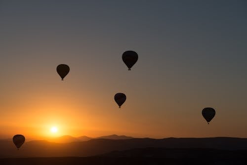 Heteluchtballonnen Vliegen In De Lucht