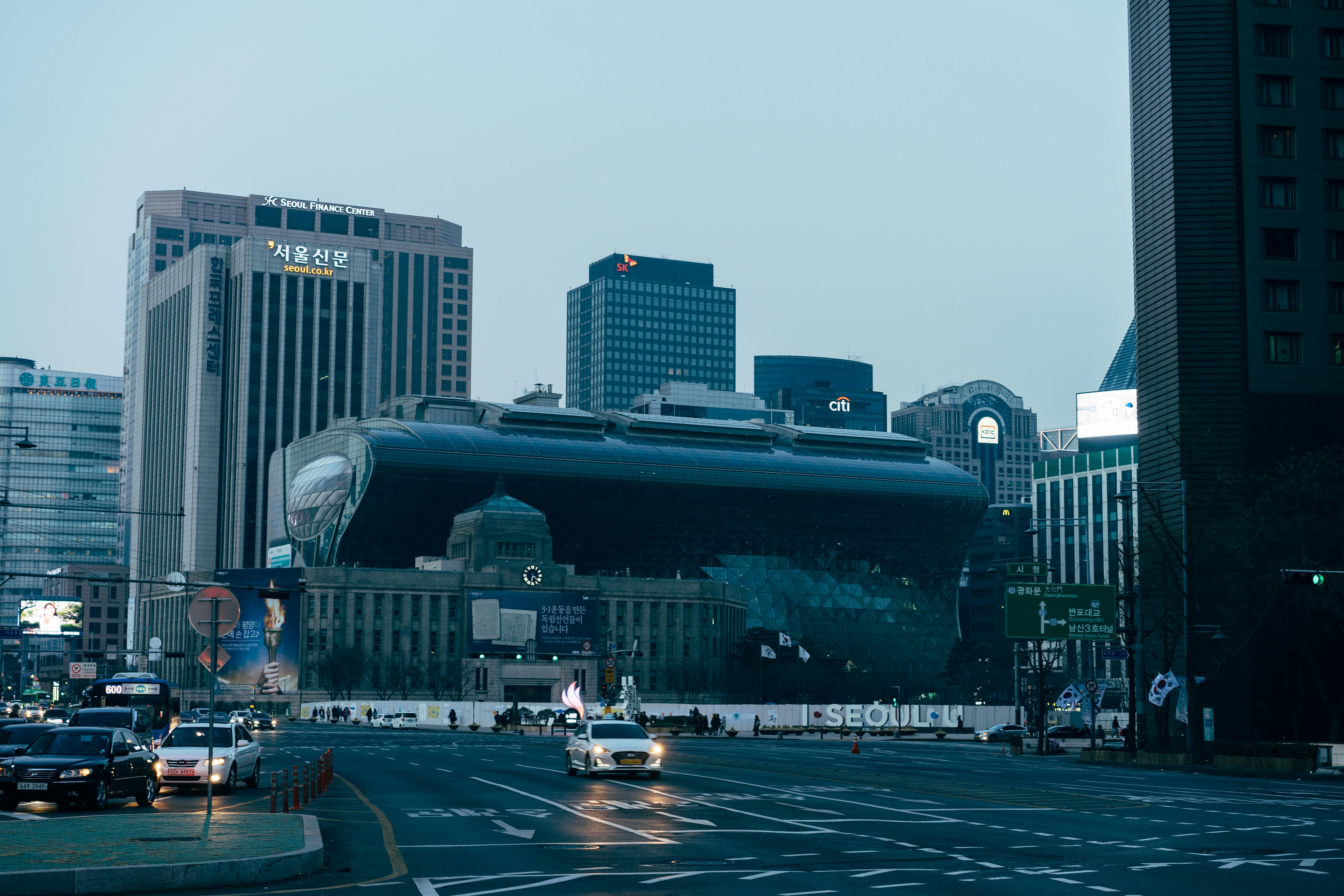 Nigeria's Governance Crisis: Security Collapse and Electoral Uncertainty Threaten Investor Confidence Ahead of 2027 Elections