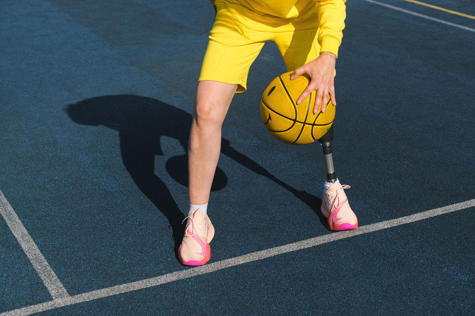 Basketball Shorts in Streetwear: How to Style Them in 2026