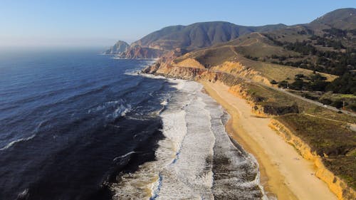 Foto d'estoc gratuïta de Califòrnia, Costa, foto des d'un dron