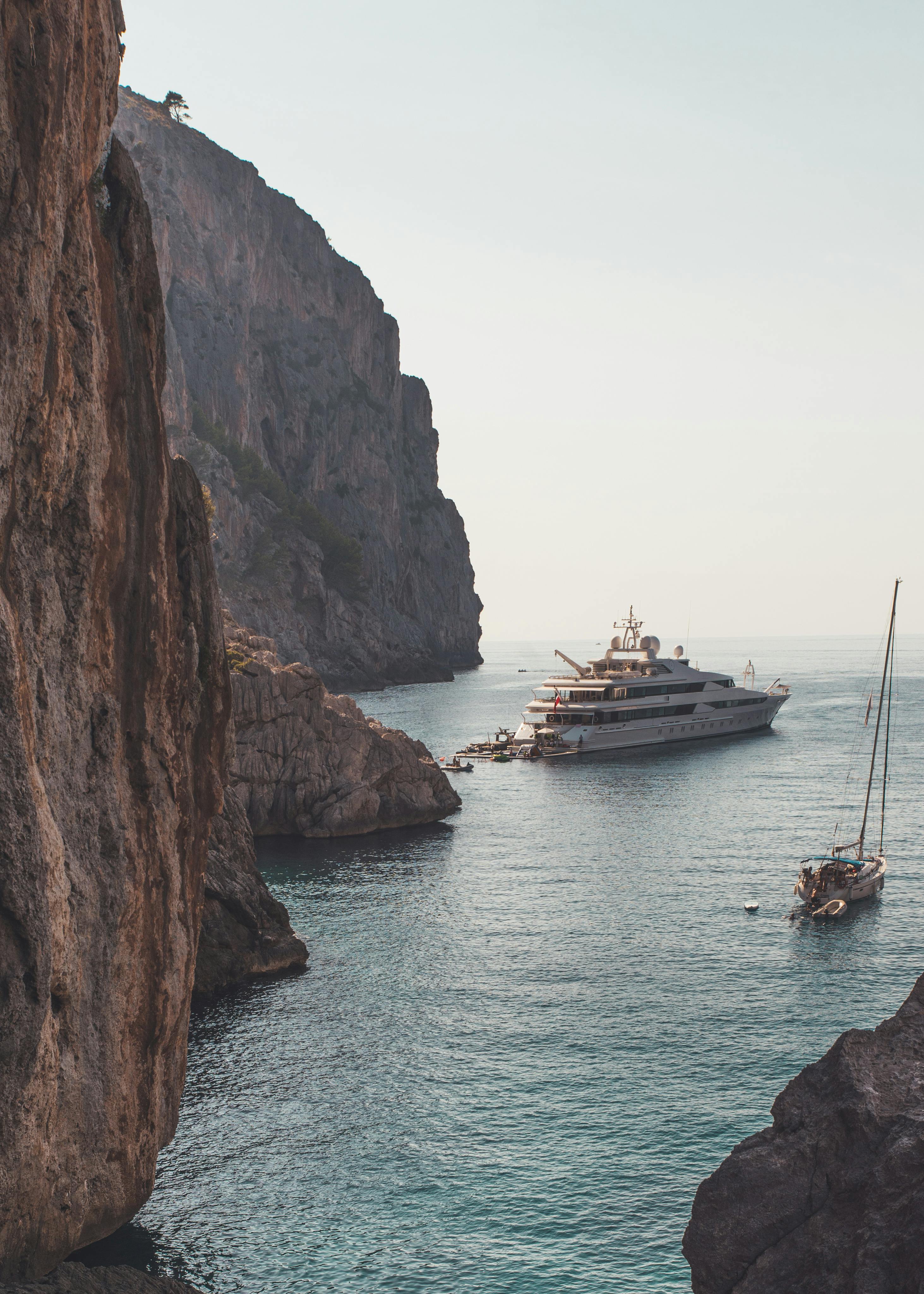 Yacht Travel Thrilling Stories: Luxury and Adventure at Sea