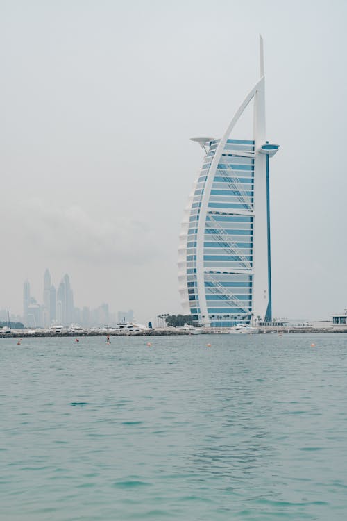 Free Building Beside Body of Water Stock Photo