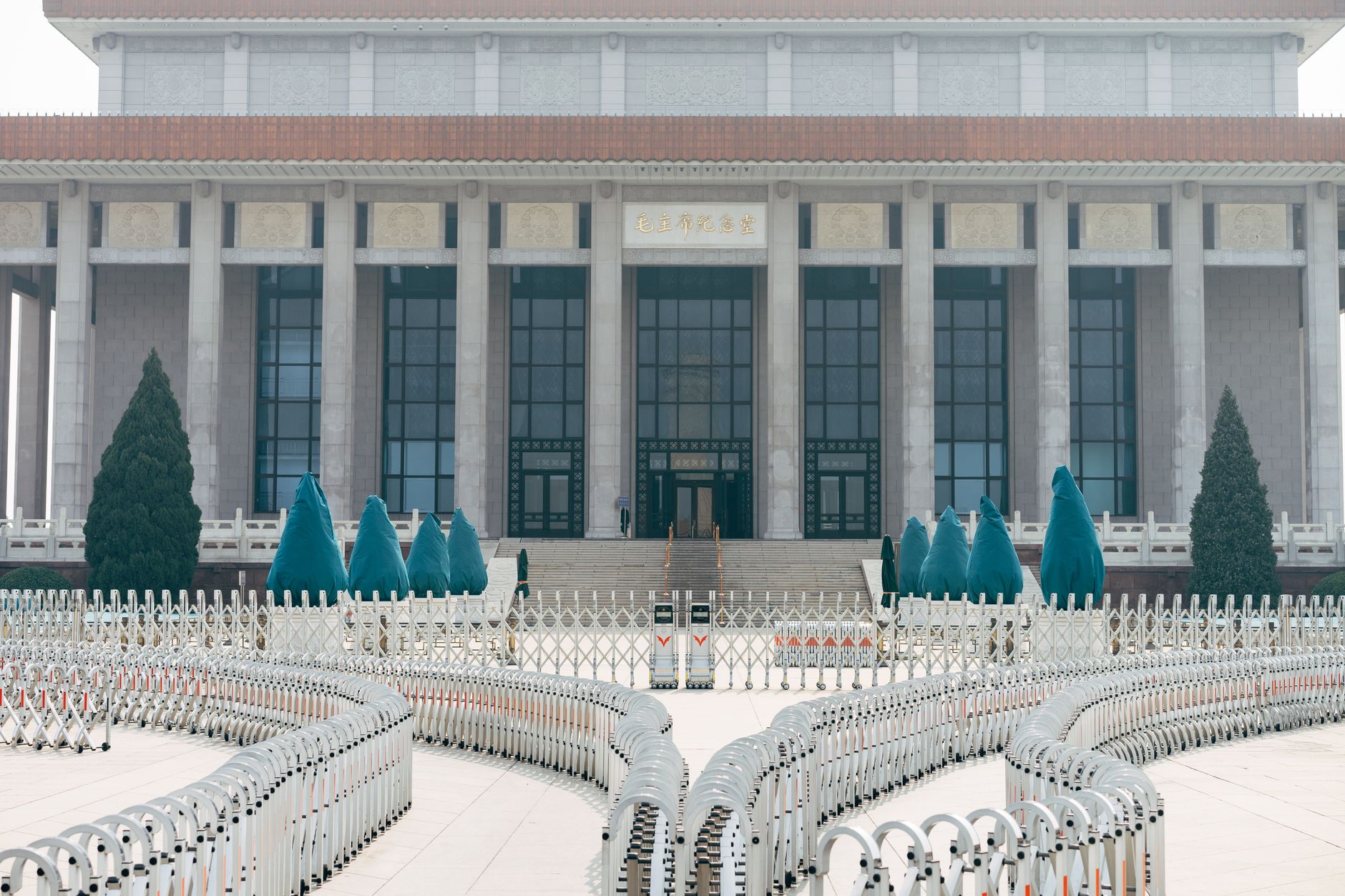 White House Plans Permanent Barrier at Lafayette Park, Threatening Business and Protest Rights